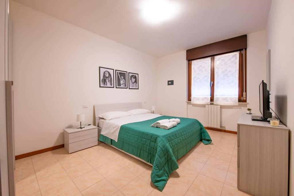Verona - Fierhaus - Garage & Wifi ภายนอก รูปภาพ