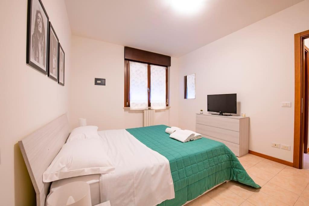 Verona - Fierhaus - Garage & Wifi ภายนอก รูปภาพ